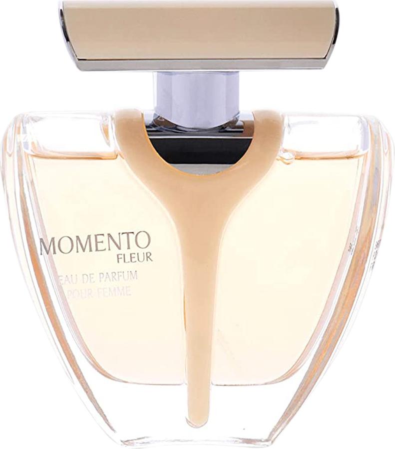 Flacon wody perfumowanej Armaf Momento Fleur 100ml dla kobiet z eleganckiego szkła na białym tle z widocznym logo marki Armaf