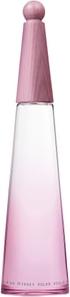 Flacon wody toaletowej Issey Miyake Solar Violet Intense 50ml na białym tle - eleganckie perfumy kwiatowo-owocowe dla kobiet marki Issey Miyake