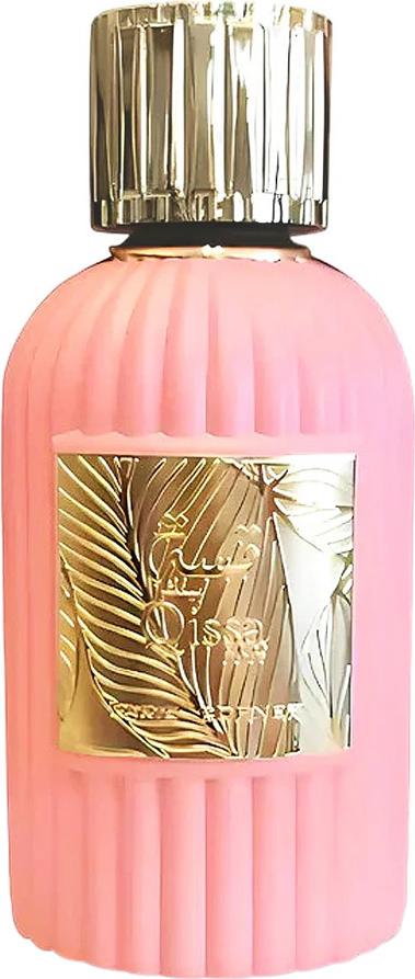 Paris Corner Qissa Pink woda perfumowana 100ml w pudrowo-różowym flakonie ze złotymi detalami na białym tle - zapach dla kobiet